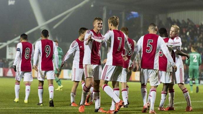 平均跑动距 平均跑动距