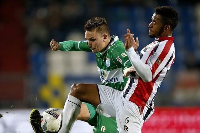 他们在防守 他们在防守