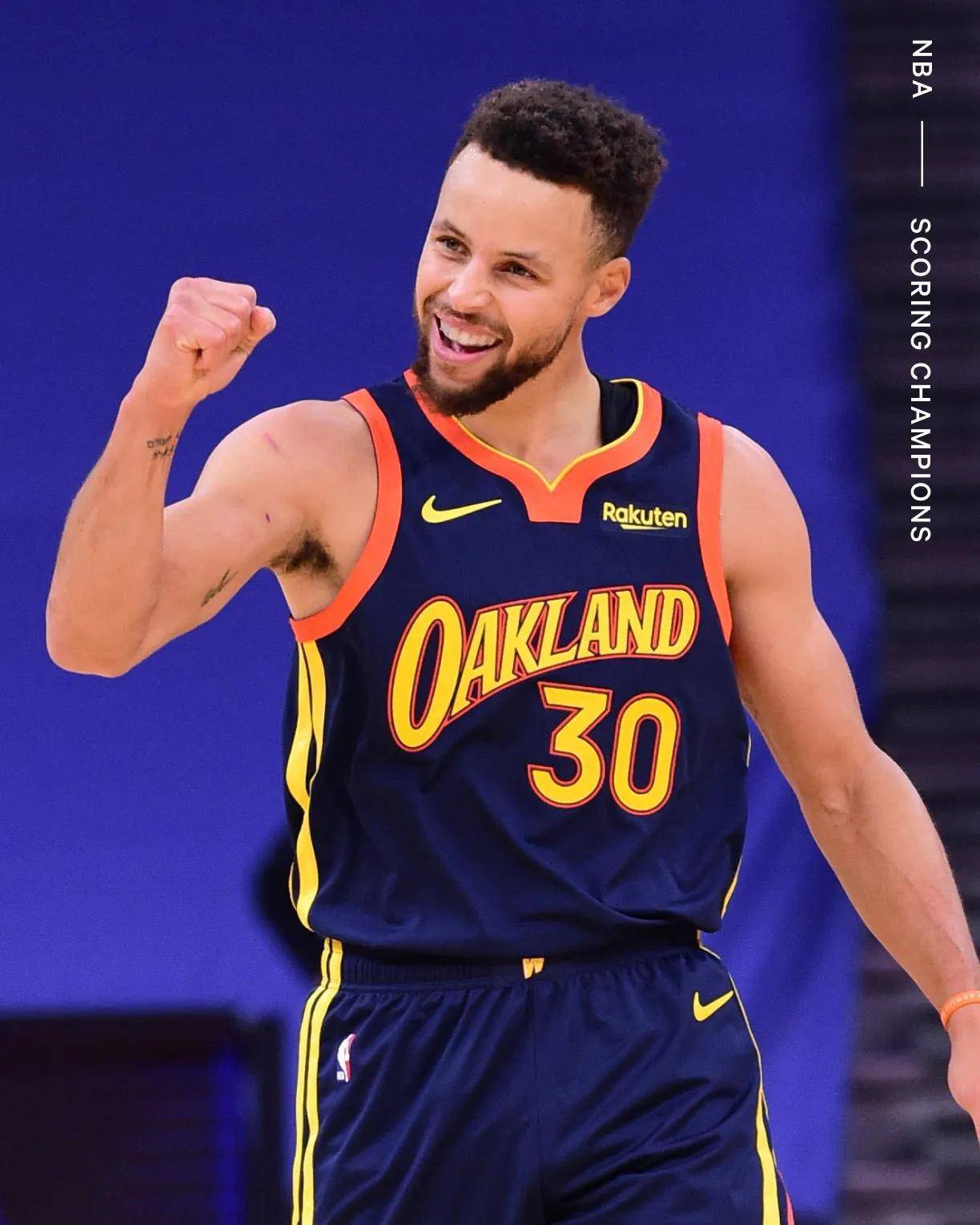 足球赛场上 足球赛场上