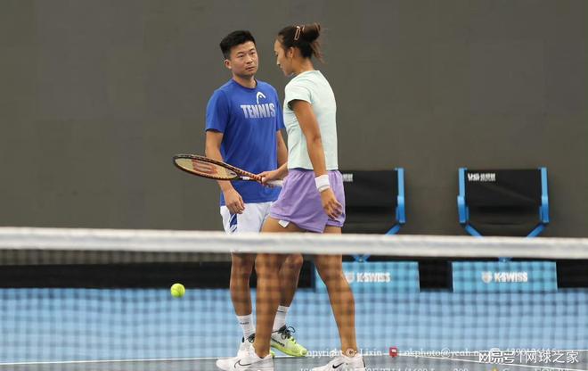 曼联改革引发连锁反应 取消友谊赛传统礼物交换遭球迷集体吐槽