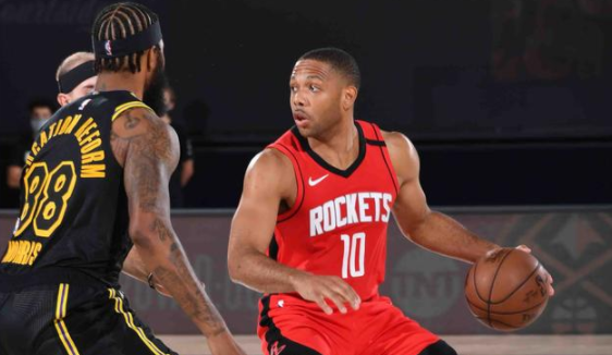 早起的鸟儿有虫吃！杰曼清晨不到6点就开始训练 身着装备全是CBA系列